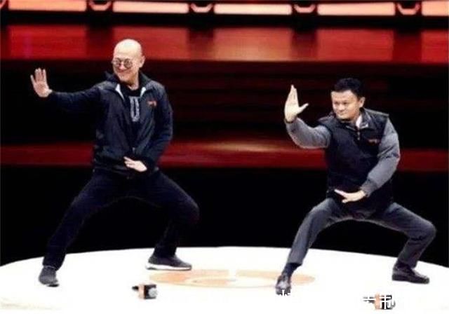 卸任|马云保镖舍命为其挡子弹，年入百万买房买车，马云卸任后过得咋样