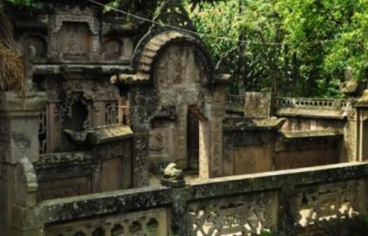 皇室|一国灭后,一支皇室子孙逃到小山村,改名换姓一直传到了今天