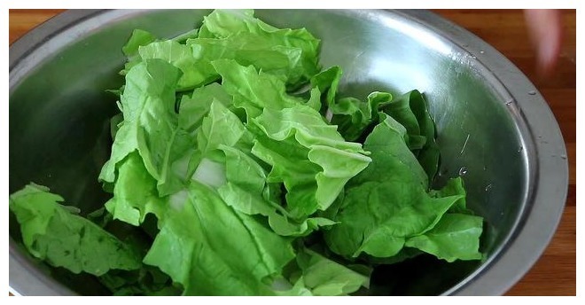 1颗白菜，2块钱豆腐，天冷家人最爱吃的做法，给红烧肉也不换