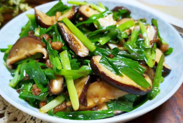 营养物质|99岁长寿夫妻菜谱不爱主食,独爱这4样菜,养胃排毒没病找