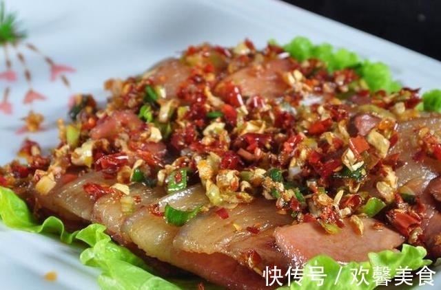 美食推荐：香煎五花肉，蚝油香菇生菜，五香熏鲅鱼的做法