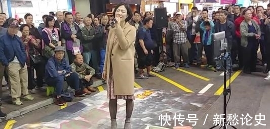 星光大道冠军近况凄凉,街头卖唱仅数人围观,曾和李谷一春晚合