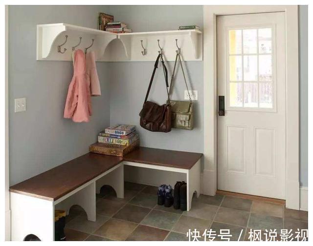 师傅|装修时:师傅在鞋柜旁安装换鞋凳,太良心了,记得谢谢师傅