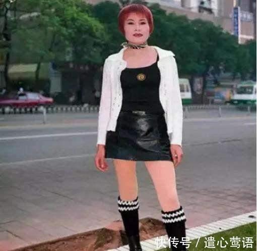 90年代中国女性老照片 想不到那时候的女性穿着这么开放 快资讯 90年代中国女性老照片 想不到那时候的女性穿着这么开放 快资讯
