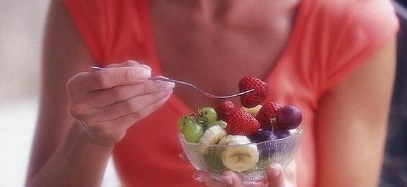 膳食纤维|坐月子到底能不能吃水果除了这种水果不要吃,也不要这样吃水果