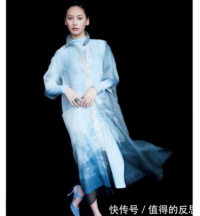 大女人风 穿衣显贵由什么决定大女人风的“讲究穿搭”,又美又飒真喜欢!