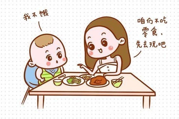 孩子们|三位小姨协同宝妈喂饭,宝宝特别配合,网友:有人威胁就眨眨眼