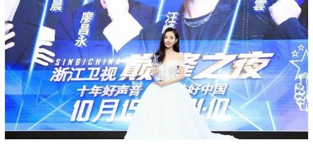 “好聲音”落幕，港風(fēng)美女伍珂玥奪冠，粵語歌曲要重新崛起了？