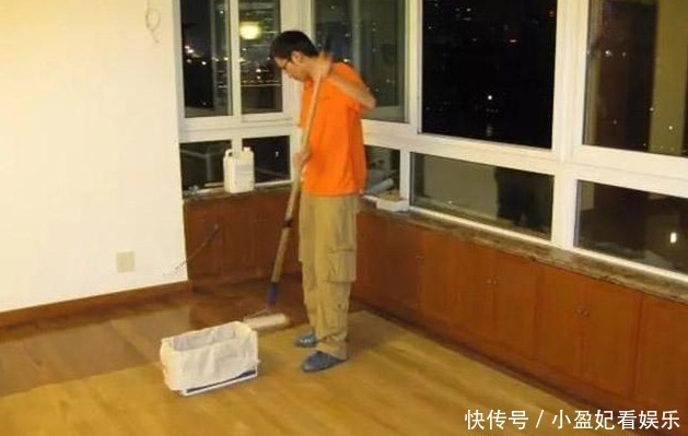 木地板|旧房子木地板是直接换新还是翻新？老师傅这样说，差点错了！