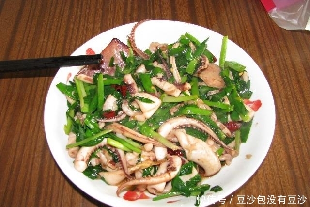 韭菜和此物一起炒,湿气没了,肾也好了,无论