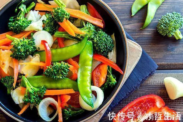 维c|这些习惯,正在偷走体内的维生素,吃再多也不管用!补救方法别错过