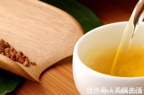 胰岛素|糖尿病人喝水时，抓点“它”放进去，或许降糖效果强过“胰岛素”