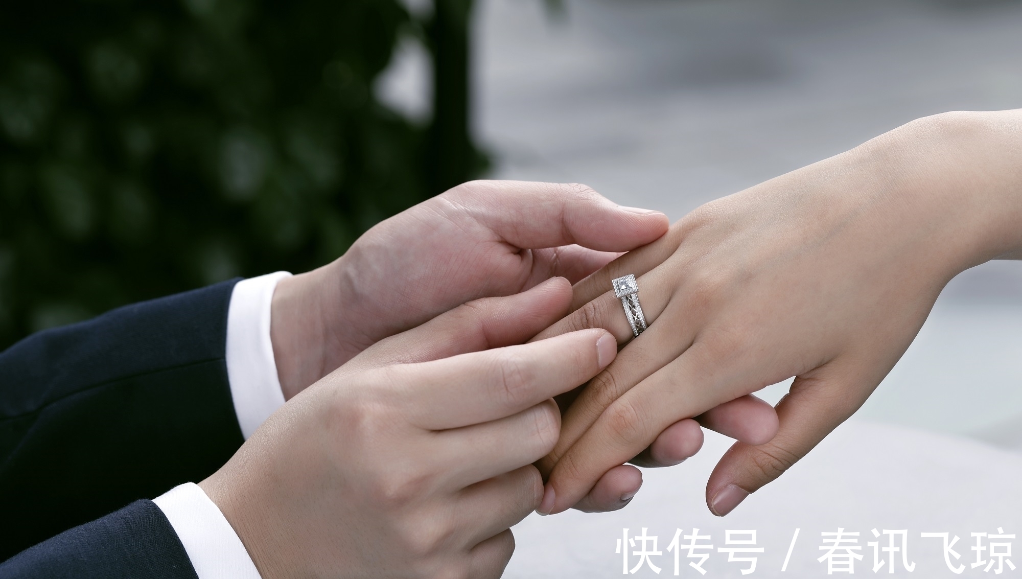 求婚 0.1克拉的钻戒多少钱？求婚用0.1克拉钻戒合适吗？