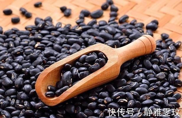 植物蛋白|黑豆加1物,女性坚持吃一点,润肠排毒,甩掉“游泳圈”!