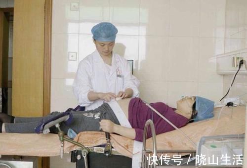 待产室|“我不怕疼,我更想要尊严”,90后妈妈的“产后感”,让人泪目