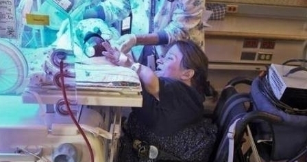 警告|全球身材最矮小的母亲仅70厘米,不听医生警告拿命生下三个孩子