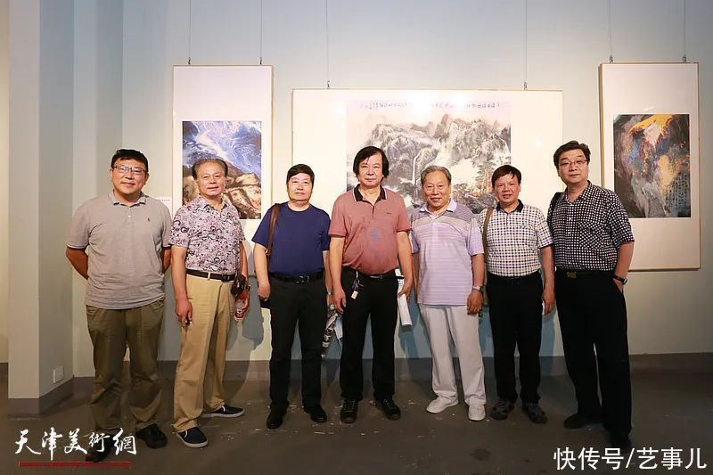 天津长城书画院|意象泼彩 随心运化——“霍然泼彩画展”在天津润松美术馆开幕