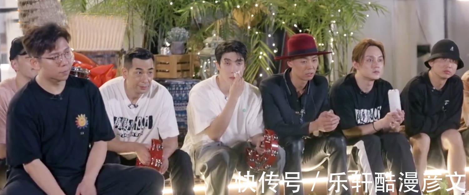 《哥哥》加更手绘海报脑洞大,黄贯中即兴创作,赵文卓出表情包