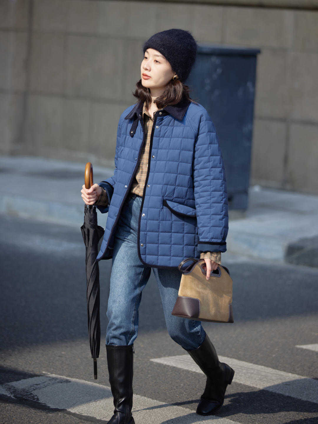 博主 长筒靴怎么穿?建议你试试“塞裤脚”,显高显瘦还超级有范儿