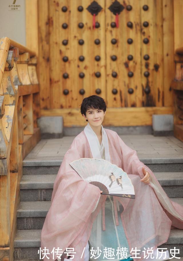 浅色系|谁说汉服很厚重那些仙气飘飘的浅色系汉服,轻盈又飘逸