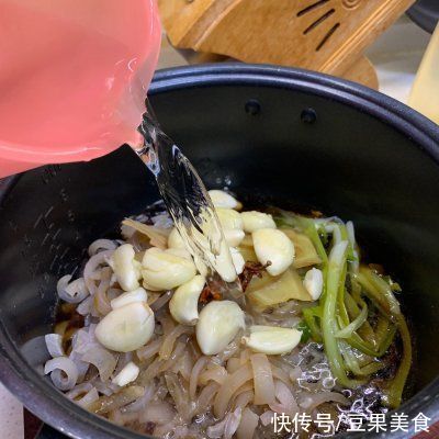 好吃|肉皮冻你这么做，好吃到停不下来