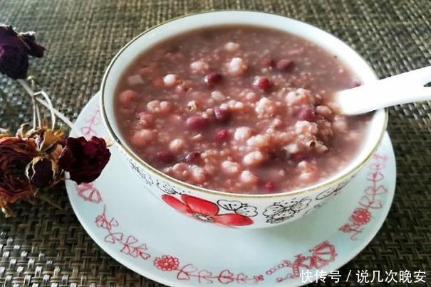黄脸婆|女人50岁后,早餐多喝“美容粥”,补气养胃防衰,不在是黄脸婆
