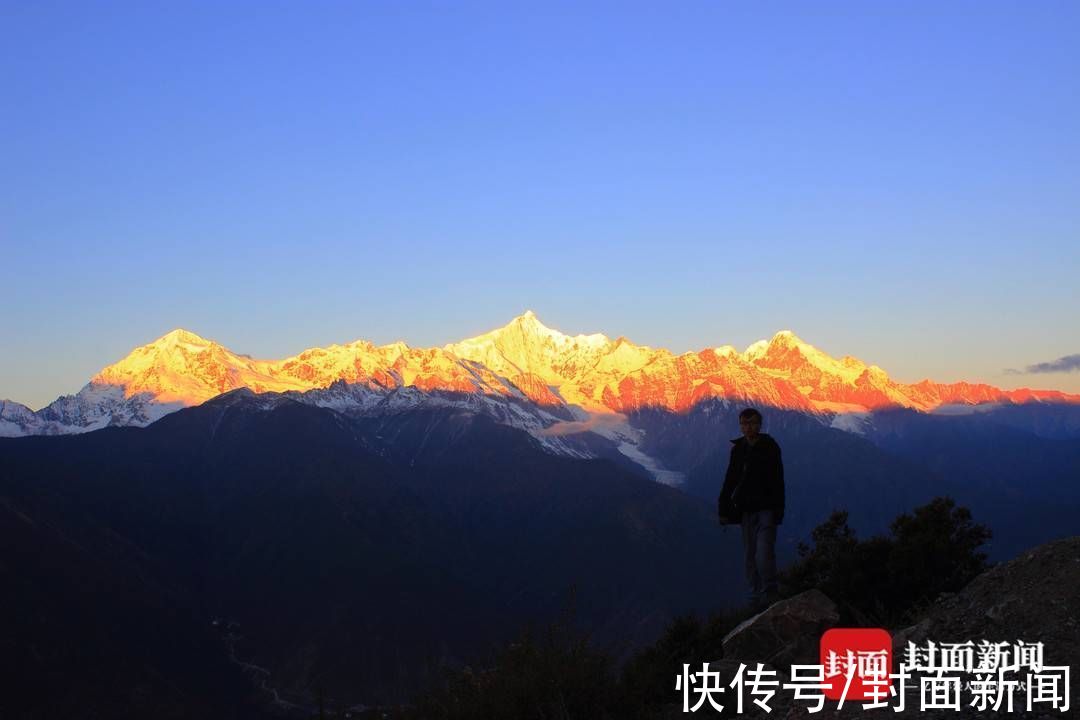 杨涛|十二年追峰路：他为山峰拍“证件照”贡嘎山高度做网名｜图集