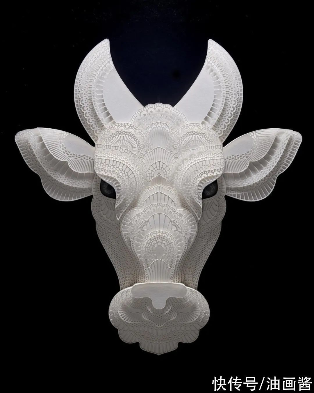 肖像#他把白纸玩到了极致,复杂精致的动物纸雕肖像,带给人强烈震撼