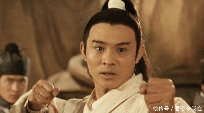 倚天屠龙记年仅23岁的张无忌选择隐退江湖,他为什么不称帝!