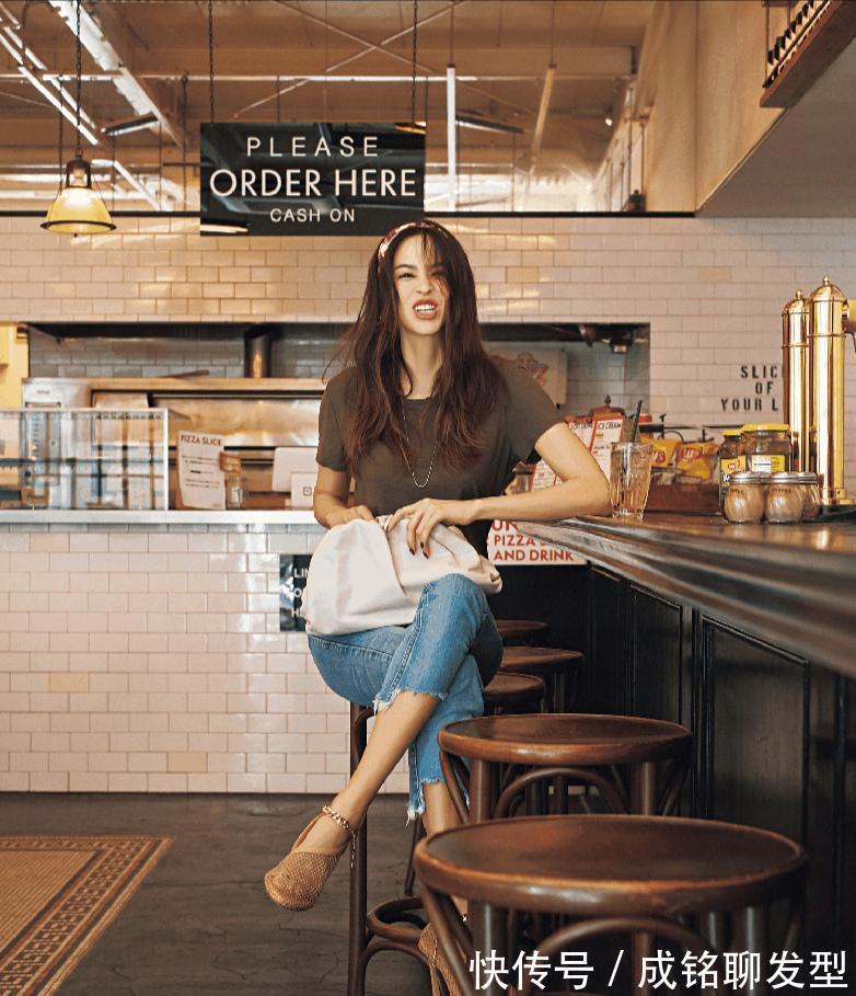 t恤|牛仔裤不需要买太多,有这三种颜色就足够,不管多大年纪都能穿