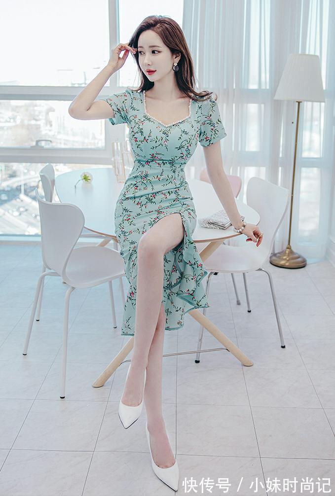 鱼尾|天蓝色的小碎花,搭配上荷叶边的鱼尾,穿出高级感