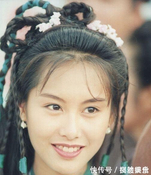 金庸小说!王朔痛批金庸武侠小说,怎么努力也看不下去,金庸:你看的是盗版