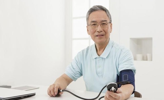 降压药|一天中什么时候测量血压最准确高血压患者容易犯的3个错