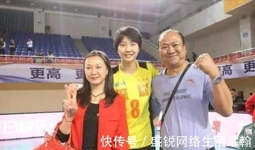 周波|袁心玥的故事:小时候比朱婷更受重视,如今是女排副攻线最后希望