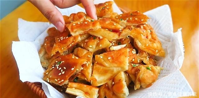 十元一斤的酱香饼,教你在家自制,外酥里软,学会再也不用买