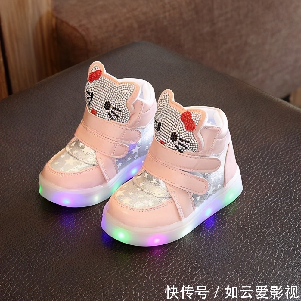 鞋底|骨科医生呼吁:给娃买鞋一定要避开这4大误区,不然遭罪的是孩子