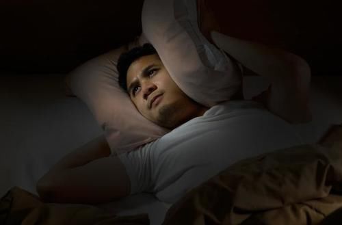 诱因|失眠的“诱因”被拆穿，可能和5个因素有关，劝你趁早改善