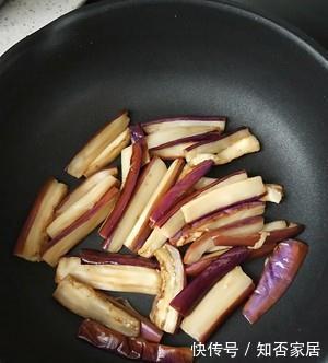家常茄子菜谱，少油版茄子炒豆角，简单美味营养，超级下饭