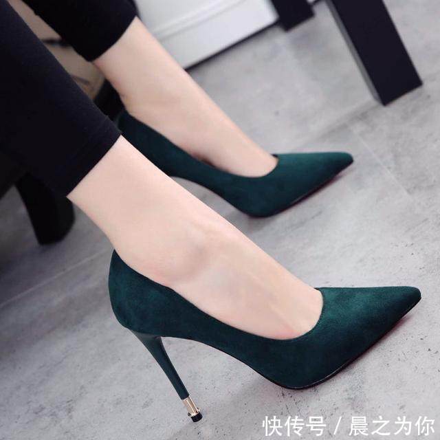 绒面 时尚潮流的女神怎么可以少了一双高跟鞋?最美的鞋子配你最美的脚