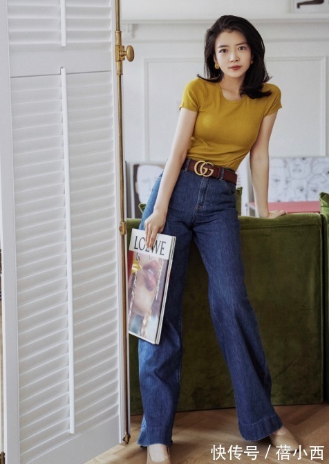 风衣 秋季还是穿“牛仔裤”最时髦,这样搭配毛衣、风衣、大衣,真高级