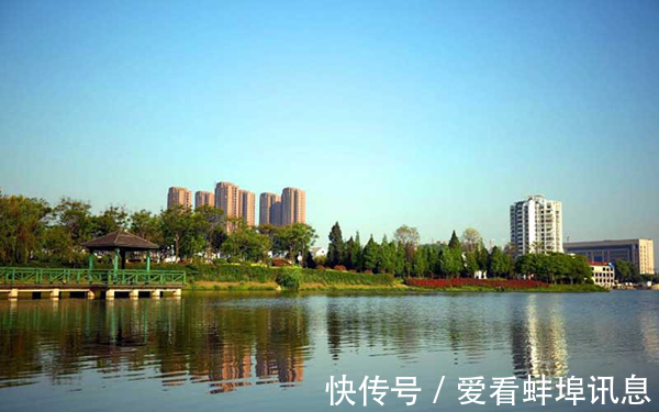 房地产|房子价格过高 购不起房正常 难题是房子降价四十万都卖不出去