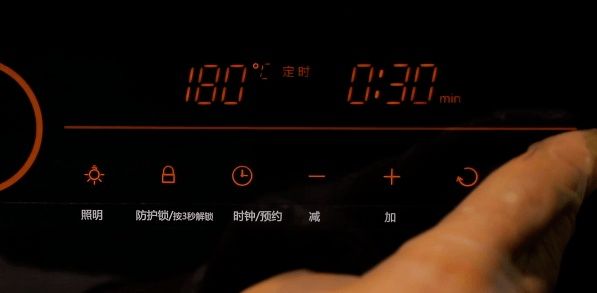  【蒸烤箱美味】影视剧里馋到不行的“叫花鸡”，做法居然这么简单？！