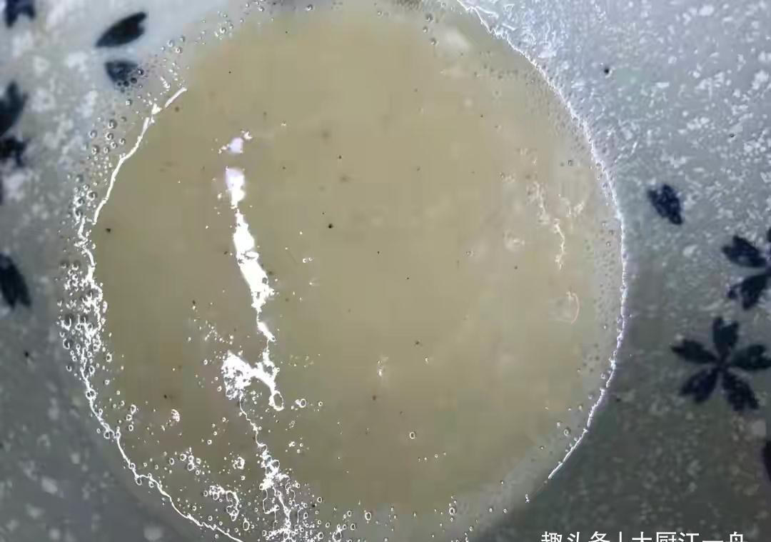 凉了也不硬的葱花饼,究竟怎样做才好吃?面点师教你正确做法