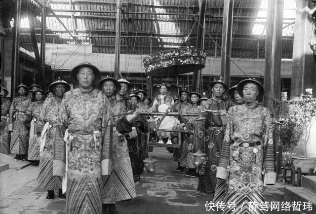 老照片|晚清罕见老照片:图2溥仪穿光绪衣服去祭祖,图4科考抄袭被处罚