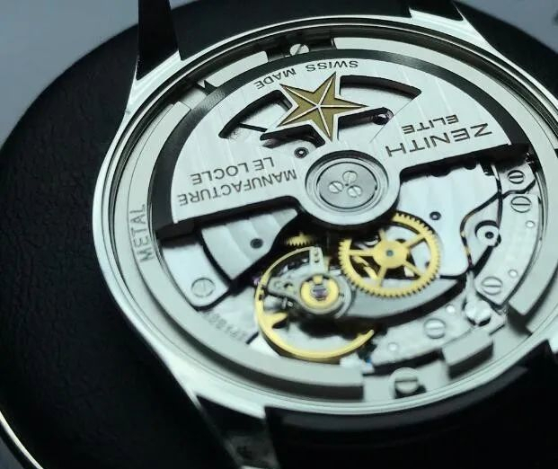 不凡|仪表不凡说表:几千元的ETA机芯居然可以完胜几万元的自产机芯?