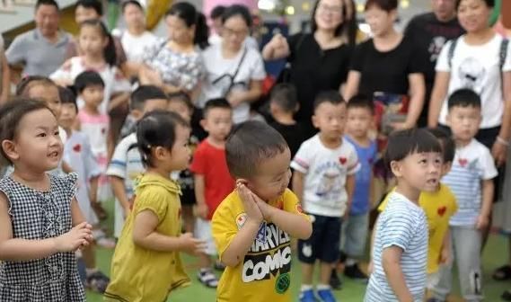 孩子|宝宝几岁停用纸尿裤？家长不要图省事，超过这个年龄就迟了