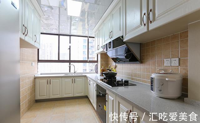 朋友老是炫耀她家装得多漂亮，请她到我家逛了一圈，再也不吭声了