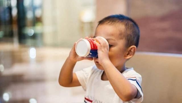 小潘|6岁男孩患上侏儒症,医生别再给孩子灌毒汤,否则不配做家长