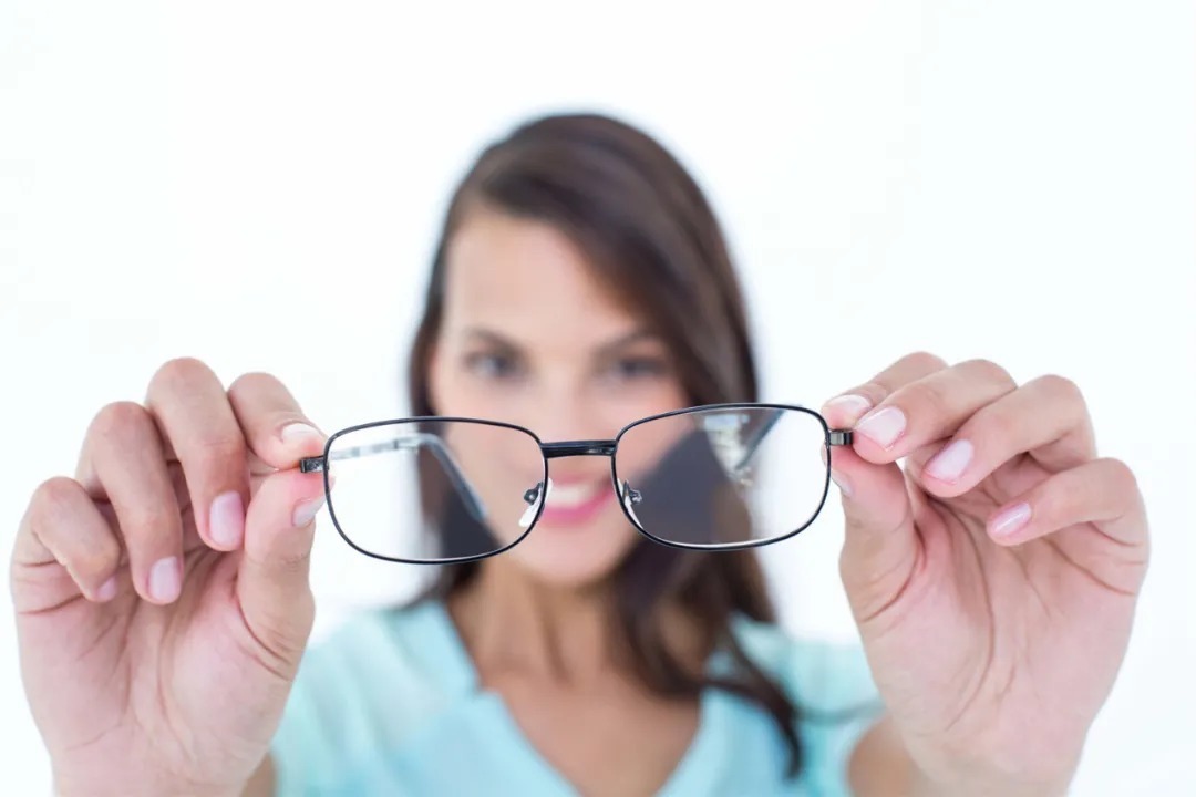 视网膜|600度以上近视，这件事千万碰不得……