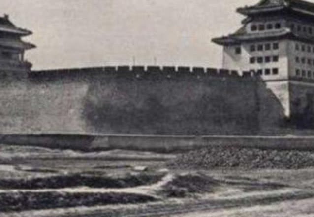 历史|郭沫若与梁思成起争执,郭沫若赢了,梁思成:历史会证明谁错了